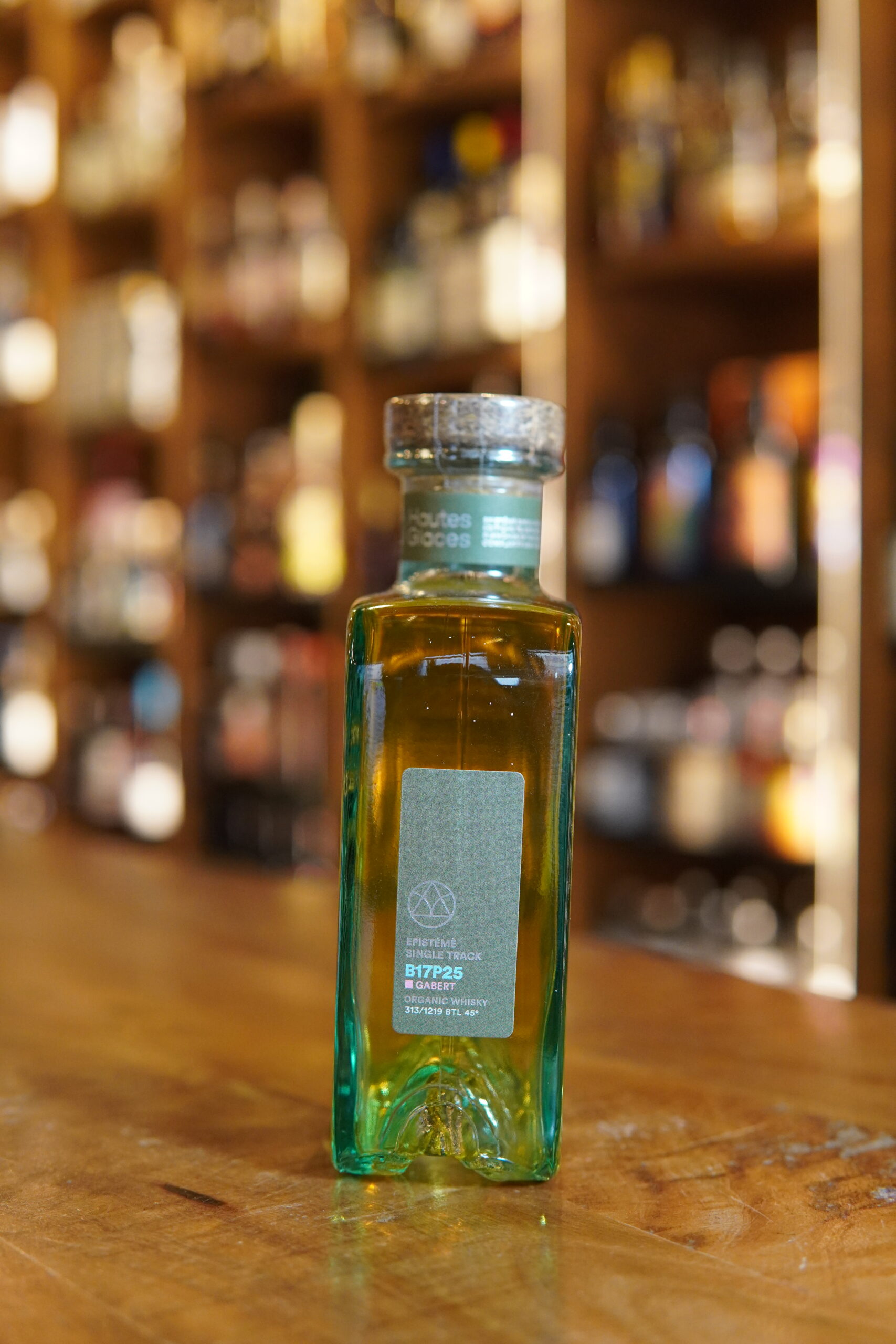 EPISTEME B17P25 CARRE