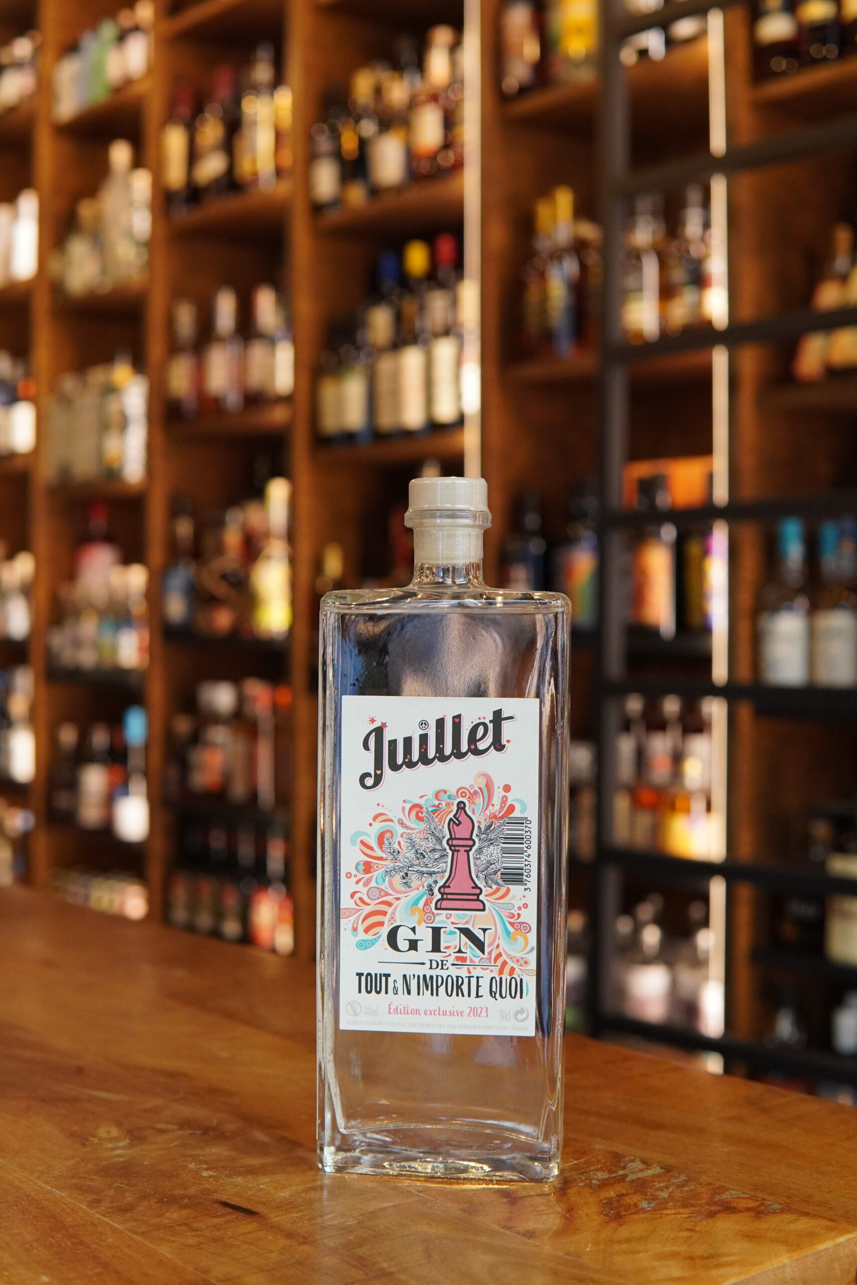 TOUT ET N'IMPORTE QUOI